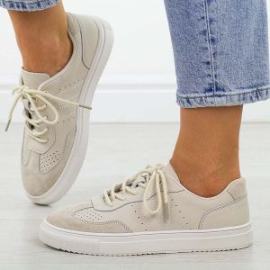 Beżowe skórzane półbuty damskie Vinceza 41481. Brązowe półbuty VINCEZA, na jesień, bez wzorów, z jeansu, bez obcasa, bez zapięcia. Za 199,00 zł.