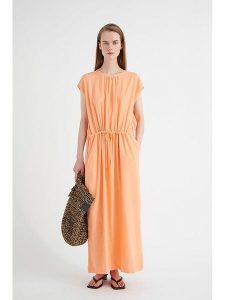InWear Sukienka w kolorze pomarańczowym rozmiar: 38. Pomarańczowe sukienki InWear, na co dzień, bez wzorów, bez kołnierzyka, bez ramiączek, maxi, proste. Za 180,49 zł.