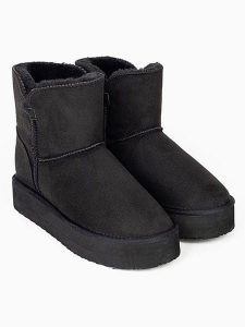 ISLAND BOOT Botki zimowe "Chloe" w kolorze czarnym rozmiar: 39. Czarne botki Island Boot, na zimę, bez wzorów, bez obcasa, bez zapięcia. Za 165,99 zł.
