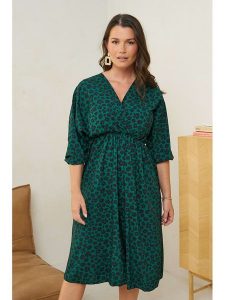 Curvy Lady Sukienka w kolorze ciemnozielonym rozmiar: 40/42. Zielone sukienki Curvy Lady, bez wzorów, z wiskozy, klasyczne, bez kołnierzyka, bez ramiączek, midi. Za 87,81 zł.