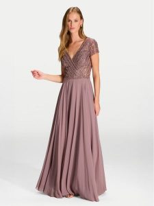 Hey Kyla Sukienka wieczorowa 5AJ002HK Różowy Regular Fit. Czerwone sukienki Hey Kyla, bez wzorów, z syntetyku, wizytowe, bez kołnierzyka, bez ramiączek. Za 619,99 zł.