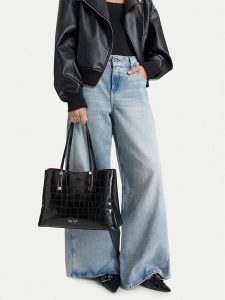 Nine West Torebka CEO-BROOME EDITION-LDA9533 Czarny. Czarne torebki klasyczne Nine West, bez wzorów, bez dodatków. Za 329,99 zł.