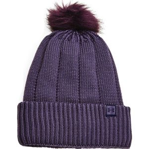 Czapka Under Armour Around Town CGI Beanie. Fioletowe czapki Under Armour, bez wzorów. Za 49,90 zł.