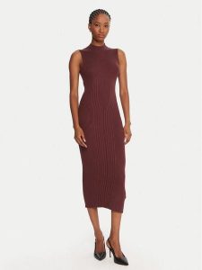Guess Sukienka dzianinowa W5BK23 Z3OW2 Brązowy Slim Fit. Brązowe kombinezony Guess, xl, z aplikacjami, z dzianiny, bez kołnierzyka, bez ramiączek. Za 299,99 zł.