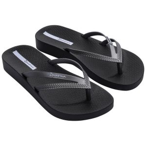 Japonki Ipanema Bossa Soft V Fem 82840-AG720 czarne. Czarne klapki bez wzorów, z gumy, bez obcasa, na obcasie. Za 135,01 zł.