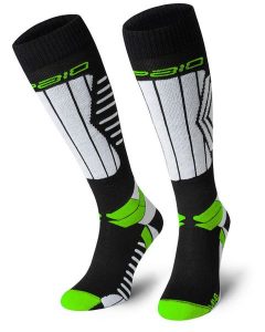 Skarpety narciarskie Spaio Play Unisex. Białe skarpetki Spaio, bez wzorów, z elastanu. Za 69,90 zł.