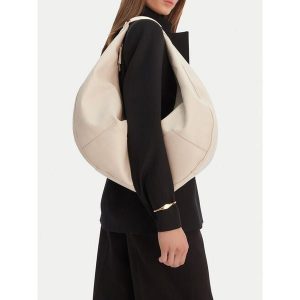 Torebka GINO ROSSI. Torebki klasyczne Gino Rossi, bez wzorów, bez dodatków. Za 279,99 zł.