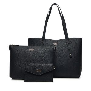 Torebka Guess. Czarne torebki klasyczne Guess, z aplikacjami, bez dodatków. Za 499,99 zł.