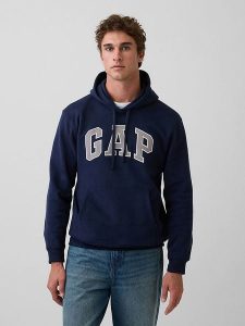 GAP Bluza w kolorze granatowym rozmiar: S. Niebieskie bluzy GAP, s, bez wzorów, z kapturem. Za 105,63 zł.
