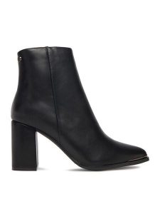 DeeZee Botki HX22069a-6 Czarny. Czarne botki DeeZee, bez wzorów, z materiału, bez obcasa, na słupku, bez zapięcia. Za 199,99 zł.