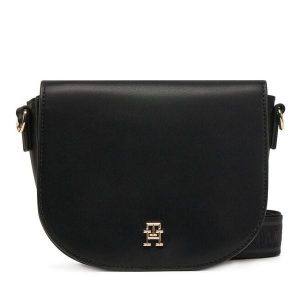 Torebka Tommy Hilfiger. Czarne listonoszki TOMMY HILFIGER, bez wzorów, bez dodatków. Za 349,99 zł.