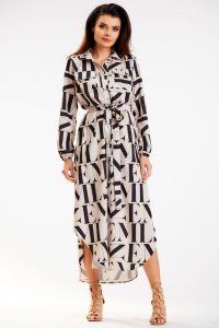 Koszulowa Sukienka w Czarne Litery. Czarne sukienki Awama, l, bez wzorów, z elastanu, wizytowe, bez kołnierzyka, bez ramiączek, koszulowe. Za 323,90 zł.