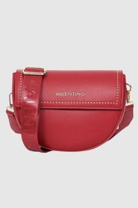 VALENTINO Czerwona torebka Bigs Flap Bag. Czerwone listonoszki Valentino by Mario Valentino, bez wzorów, bez dodatków. W wyprzedaży za 380,99 zł.