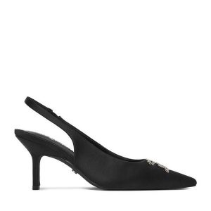 Szpilki Juicy Couture. Czarne szpilki Juicy Couture, bez wzorów, bez obcasa. Za 229,99 zł.