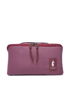 Cotopaxi Kosmetyczka Viaje F25492U1514 Bordowy. Czerwone torebki klasyczne Cotopaxi, bez wzorów, z materiału, bez dodatków. Za 219,99 zł.