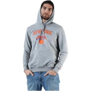 Bluza z kapturem New York Knicks. Szare bluzy MITCHELL & NESS, bez wzorów, z kapturem. Za 377,50 zł.