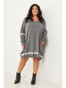 Curvy Lady Sukienka dzianinowa w kolorze szarym rozmiar: 44/46. Szare sukienki Curvy Lady, bez wzorów, z dzianiny, klasyczne, bez kołnierzyka, bez ramiączek, midi. Za 174,43 zł.