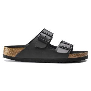 Klapki damskie BIRKENSTOCK ARIZONA. Czarne klapki Birkenstock, bez wzorów, z materiału, bez obcasa. Za 349,99 zł.