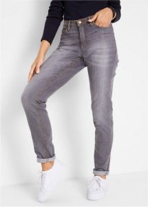 Jeansy o kroju mom, mid waist, z wygodnym stretchem. Szare jeansy bonprix, bez wzorów, z jeansu. Za 109,99 zł.