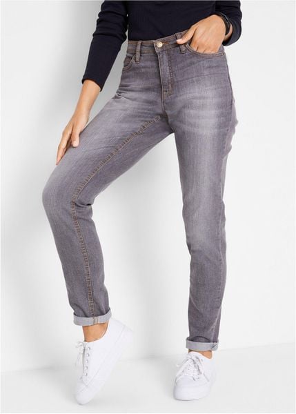 Jeansy o kroju mom, mid waist, z wygodnym stretchem. Szare jeansy bonprix, bez wzorów, z jeansu. Za 109,99 zł.