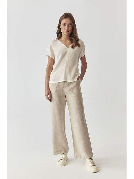 TATUUM Koszulka w kolorze kremowym rozmiar: 38. Brązowe bluzki Tatuum, bez wzorów, z lyocellu, bez kołnierzyka, bez ramiączek. Za 87,81 zł.