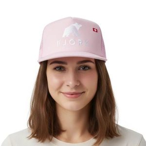 Czapka Trucker Fjork. Czarne czapki FJORK MERINO, bez wzorów, z bawełny, eleganckie. Za 129,00 zł.