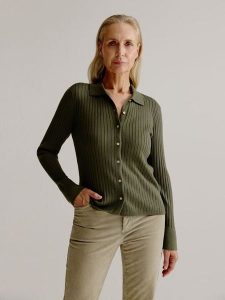 Josephine & Co Kardigan "Lila" w kolorze khaki rozmiar: XL. Brązowe kardigany Josephine & Co, prążkowane. Za 173,99 zł.