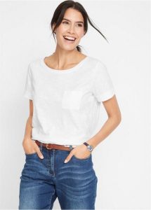 Długi T-shirt z czystej bawełny organicznej. Białe t-shirty bonprix, bez wzorów, z bawełny, bez kołnierzyka, bez ramiączek. Za 37,99 zł.