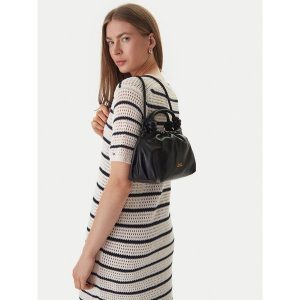 Torebka Tommy Hilfiger. Czarne torebki klasyczne TOMMY HILFIGER, bez wzorów, bez dodatków. Za 690,99 zł.