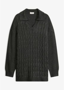 Sweter oversize z warkoczowym splotem. Brązowe swetry klasyczne bonprix, prążkowane, bez kołnierzyka. Za 134,99 zł.