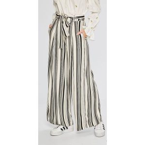 Answear - Spodnie Stripes Vibes. Spodnie z wysokim stanem marki ANSWEAR. W wyprzedaży za 99,90 zł.