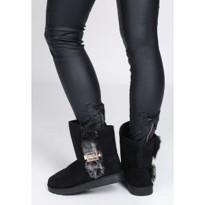 Czarne Śniegowce Snowsquall. Buty zimowe marki Born2be. Za 39,99 zł.