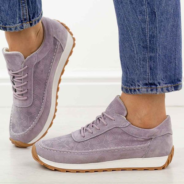 Fioletowe skórzane półbuty damskie Sergio Leone Sp001. Fioletowe półbuty Sergio Leone, na jesień, bez wzorów, z jeansu, z okrągłym noskiem, bez obcasa, na płaskiej podeszwie, bez zapięcia. Za 219,00 zł.