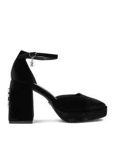 Juicy Couture Czółenka EO-W2SH59501A Czarny. Czarne czółenka Juicy Couture, bez wzorów, z materiału, bez obcasa, bez zapięcia. Za 239,99 zł.
