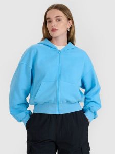 4F Bluza dresowa rozpinana z kapturem damska - niebieska L. Niebieskie bluzy 4f, l, bez wzorów, z bawełny, z kapturem. W wyprzedaży za 99,99 zł.