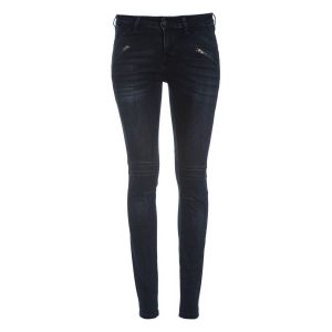 Mustang Damskie Jeansy Jasmin 31/30 Ciemnoniebieskie. Jeansy marki Mustang. W wyprzedaży za 260,00 zł.