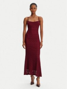 Bardot Sukienka koktajlowa Adoni Mesh 57998DB1 Bordowy Regular Fit. Czerwone kombinezony Bardot, bez wzorów, z bawełny, wizytowe, bez kołnierzyka, bez ramiączek. Za 339,99 zł.