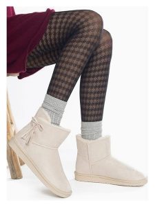 ISLAND BOOT Botki zimowe "Cullen" w kolorze kremowym rozmiar: 37. Brązowe botki Island Boot, na zimę, bez wzorów, z materiału, bez obcasa, bez zapięcia. Za 148,26 zł.