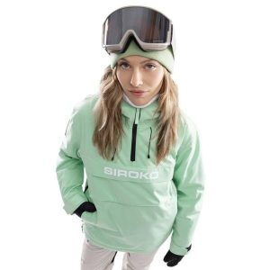 Kurtka snowboardowa Damska W6-W Elm. Zielone kurtki SIROKO, bez wzorów, bez kaptura. W wyprzedaży za 467,00 zł.