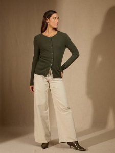 Perfect Cashmere Kaszmirowy kardigan "Amy" w kolorze khaki rozmiar: L. Brązowe kardigany Perfect Cashmere, z kaszmiru. Za 452,45 zł.