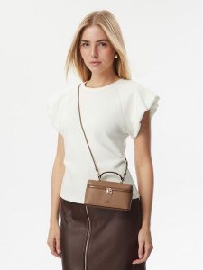 Furla Torebka Camelia Micro WE00625 HSF000 4489S Beżowy. Brązowe kuferki Furla, bez wzorów, ze skóry, bez dodatków. Za 944,99 zł.