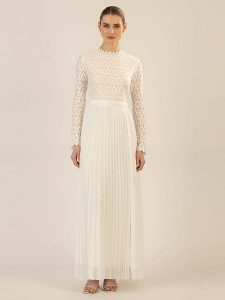 APART Sukienka w kolorze białym rozmiar: 44. Białe sukienki Apart, bez wzorów, z koronki, bez kołnierzyka, bez ramiączek, maxi. Za 353,87 zł.