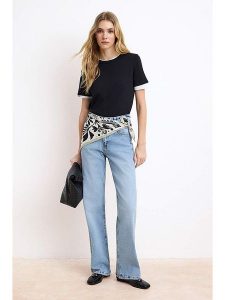 Trendyol Dżinsy - Comfort fit - w kolorze niebieskim rozmiar: 36. Niebieskie jeansy Trendyol, bez wzorów, z podwyższonym stanem. Za 95,99 zł.