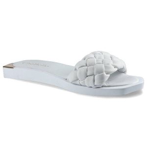 Klapki damskie Chebello, naturalna skóra licowa z szerokim plecionym paskiem wsuwaną konstrukcją oraz płaską lekką podeszwą, białe, 2609-364-PSK. Białe klapki CheBello, bez wzorów, ze skóry, bez obcasa, na płaskiej podeszwie. Za 199,00 zł.