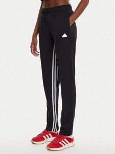 Adidas Spodnie dresowe Dance All-Gender IN1830 Czarny Regular Fit. Czarne spodnie dresowe ADIDAS, xs, bez wzorów, z bawełny. Za 179,99 zł.