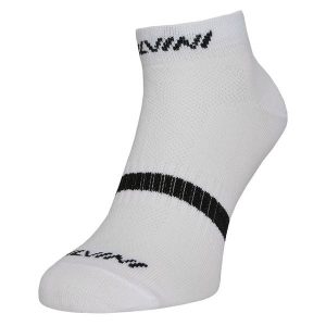 Skarpety rowerowe unisex SILVINI PLIMA UA622 bawełniane. Białe skarpetki SILVINI, bez wzorów, z bawełny. Za 49,99 zł.