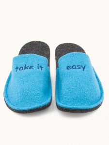 Kitz-pichler Kapcie "Happy" w kolorze błękitnym rozmiar: 35/36. Niebieskie kapcie Kitz-Pichler, bez wzorów, z materiału. Za 60,99 zł.