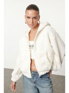 Trendyol Bluza w kolorze kremowym rozmiar: M. Brązowe bluzy Trendyol, m, bez wzorów, bez kaptura. Za 170,47 zł.