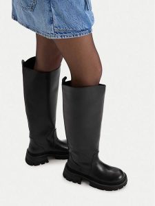 G-Star Raw Kozaki EO-GLCIE-GLC5559 Czarny. Czarne kozaki G-Star, bez wzorów, ze skóry, bez obcasa, na płaskiej podeszwie, bez zapięcia. Za 799,99 zł.