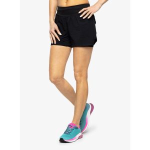 Spodenki do biegania damskie Under Armour Run Elite 2in1 Short. Czarne szorty Under Armour, bez wzorów, sportowe. Za 209,99 zł.